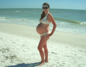 Femme enceinte sexe enlève son string 78