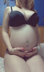 strip d une amatrice enceinte 06